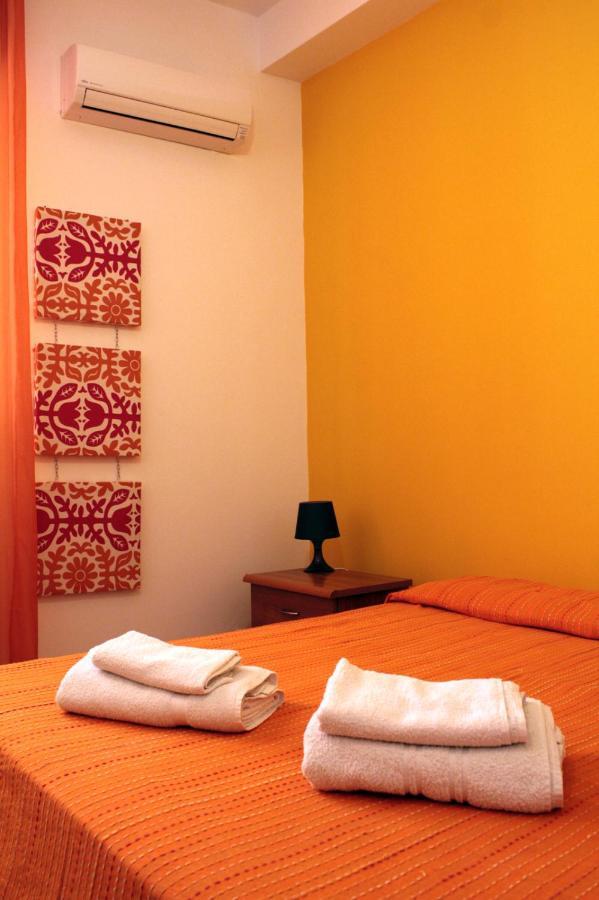 Apartamento Naxos House Giardini-Naxos Habitación foto